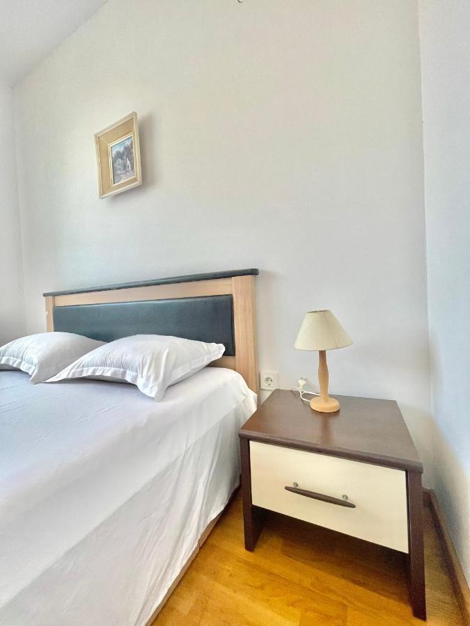 בודווה Comfort Apartments Aleksic מראה חיצוני תמונה