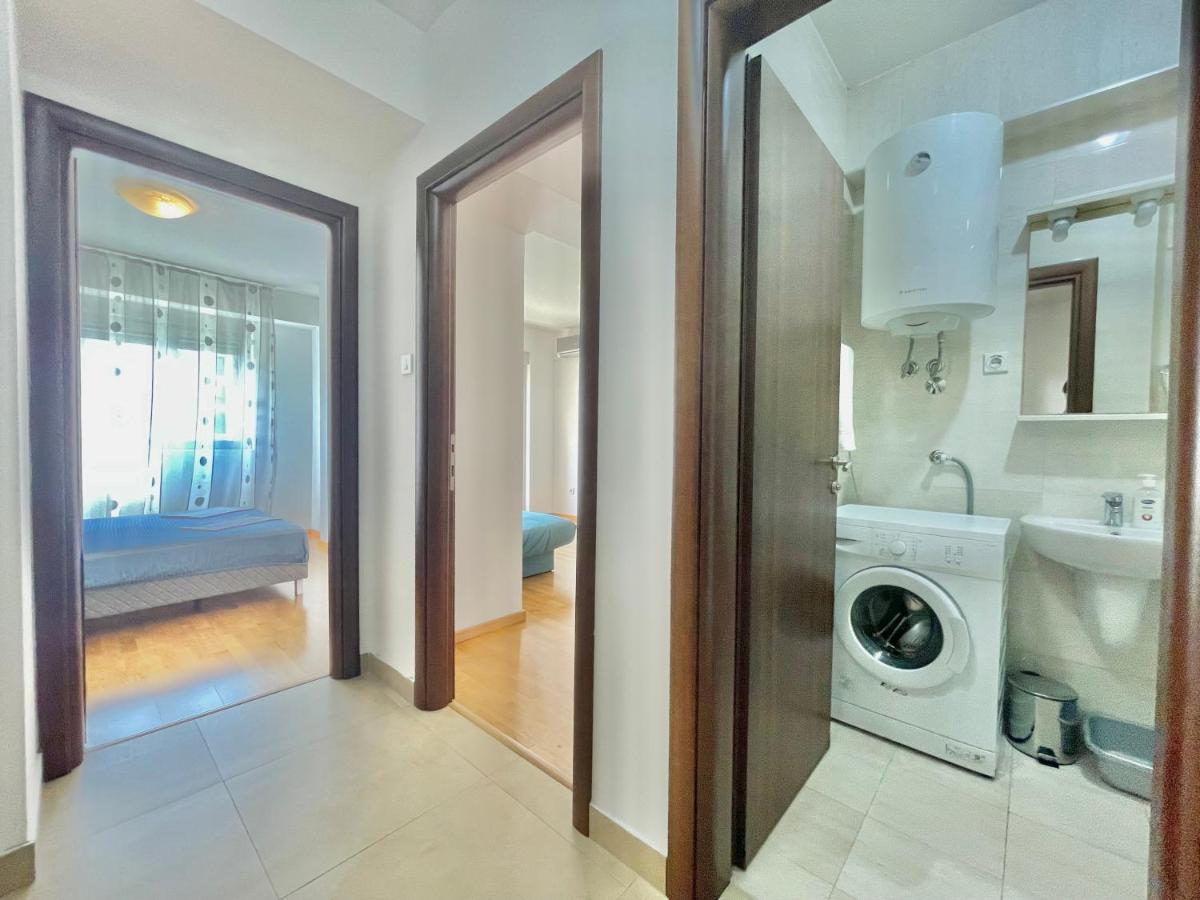 בודווה Comfort Apartments Aleksic מראה חיצוני תמונה