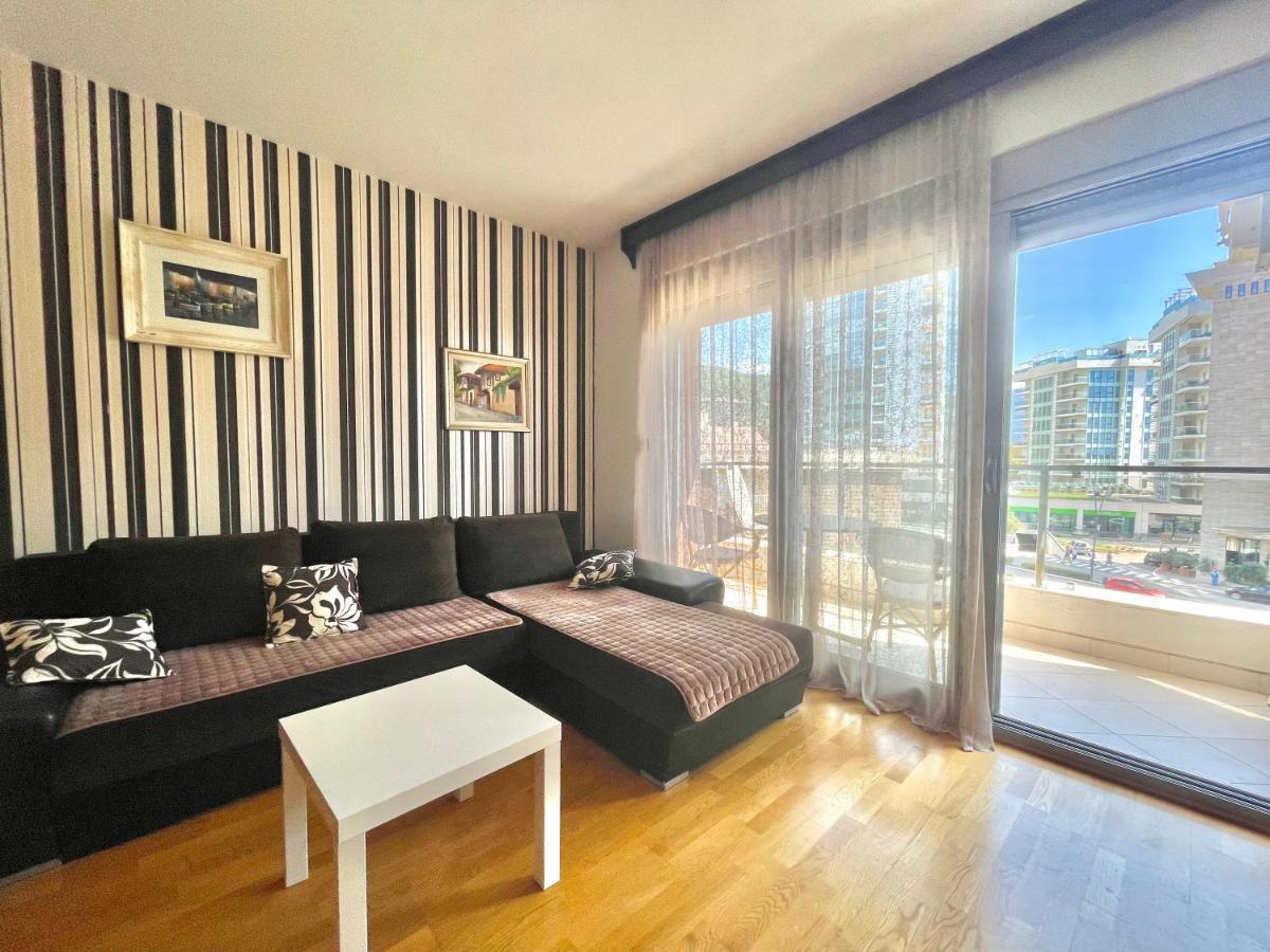 בודווה Comfort Apartments Aleksic מראה חיצוני תמונה