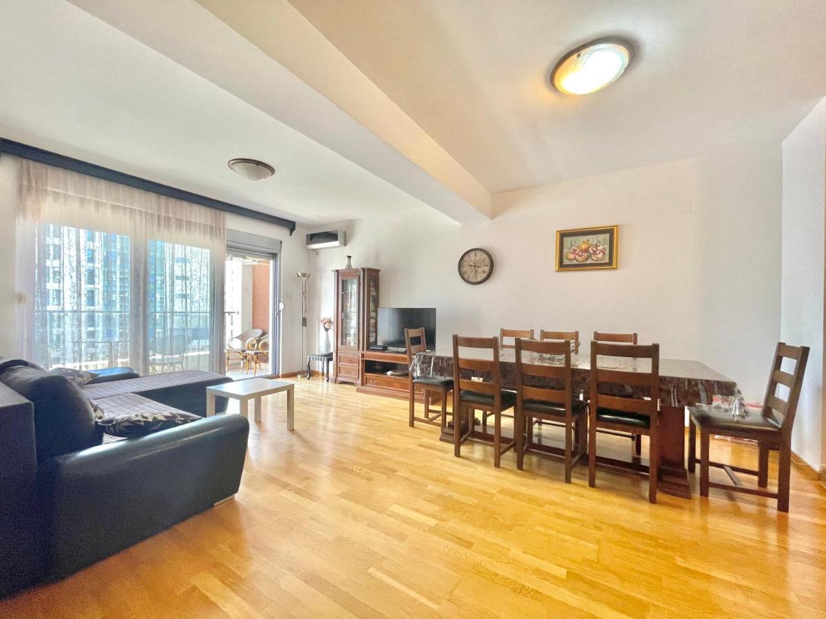 בודווה Comfort Apartments Aleksic מראה חיצוני תמונה