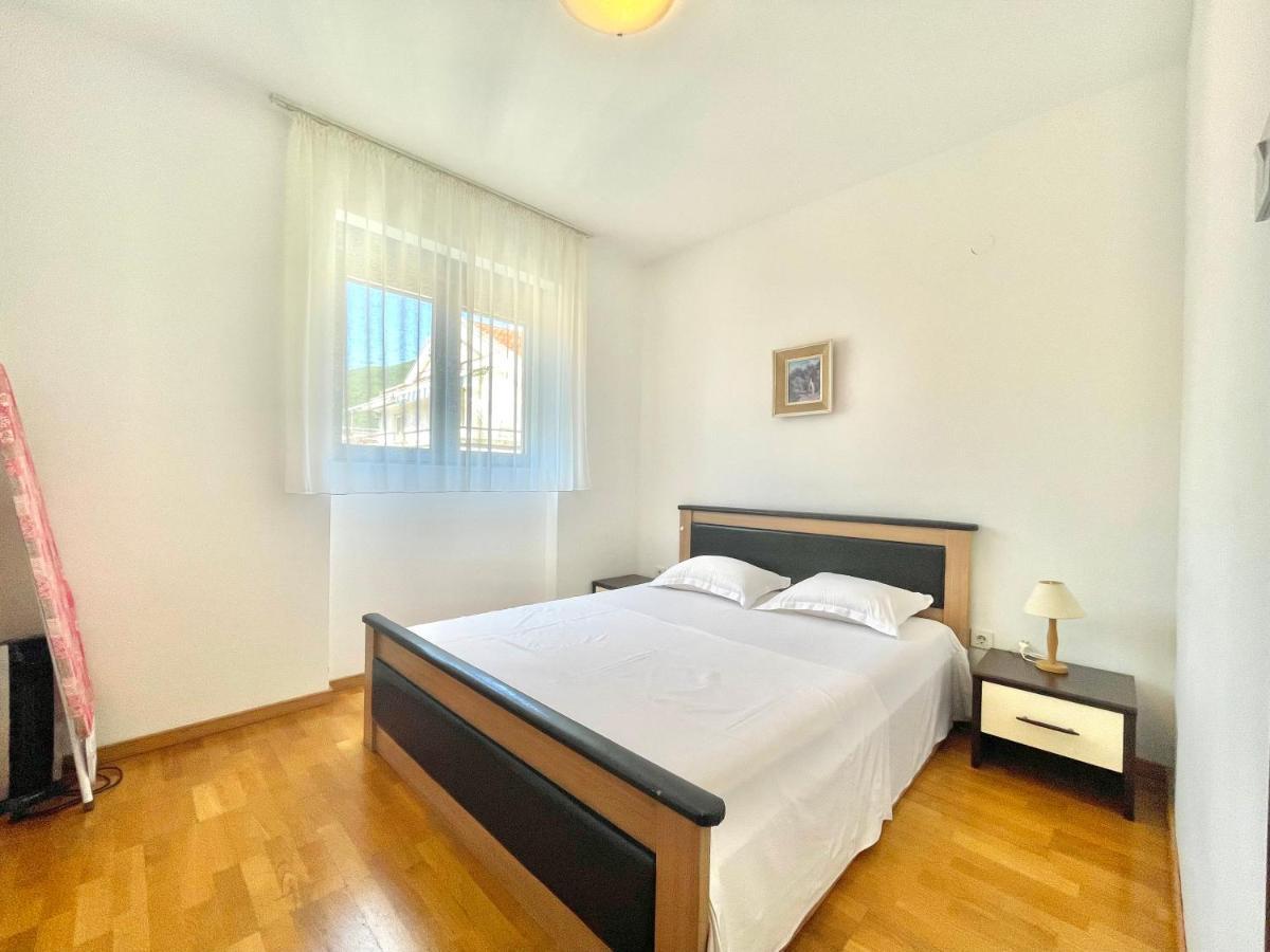 בודווה Comfort Apartments Aleksic מראה חיצוני תמונה