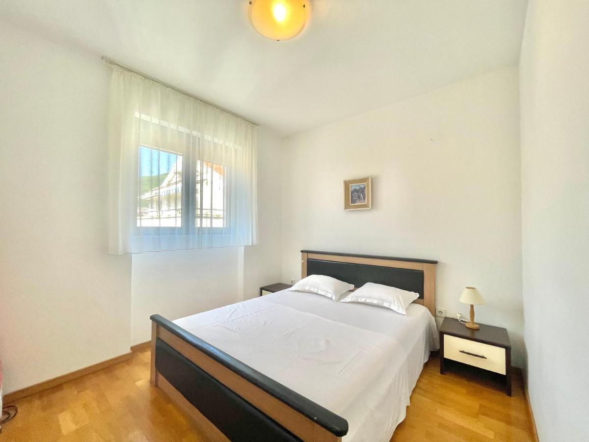 בודווה Comfort Apartments Aleksic מראה חיצוני תמונה