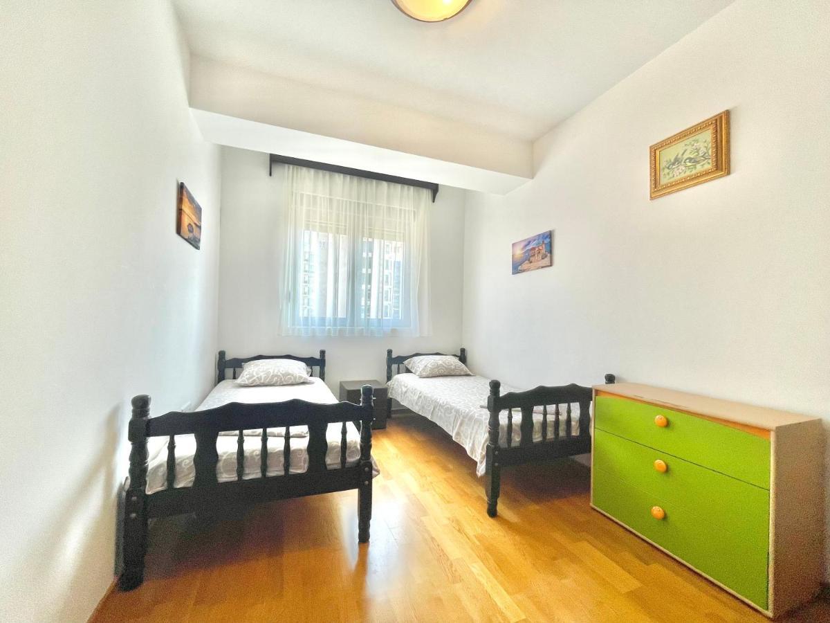בודווה Comfort Apartments Aleksic מראה חיצוני תמונה