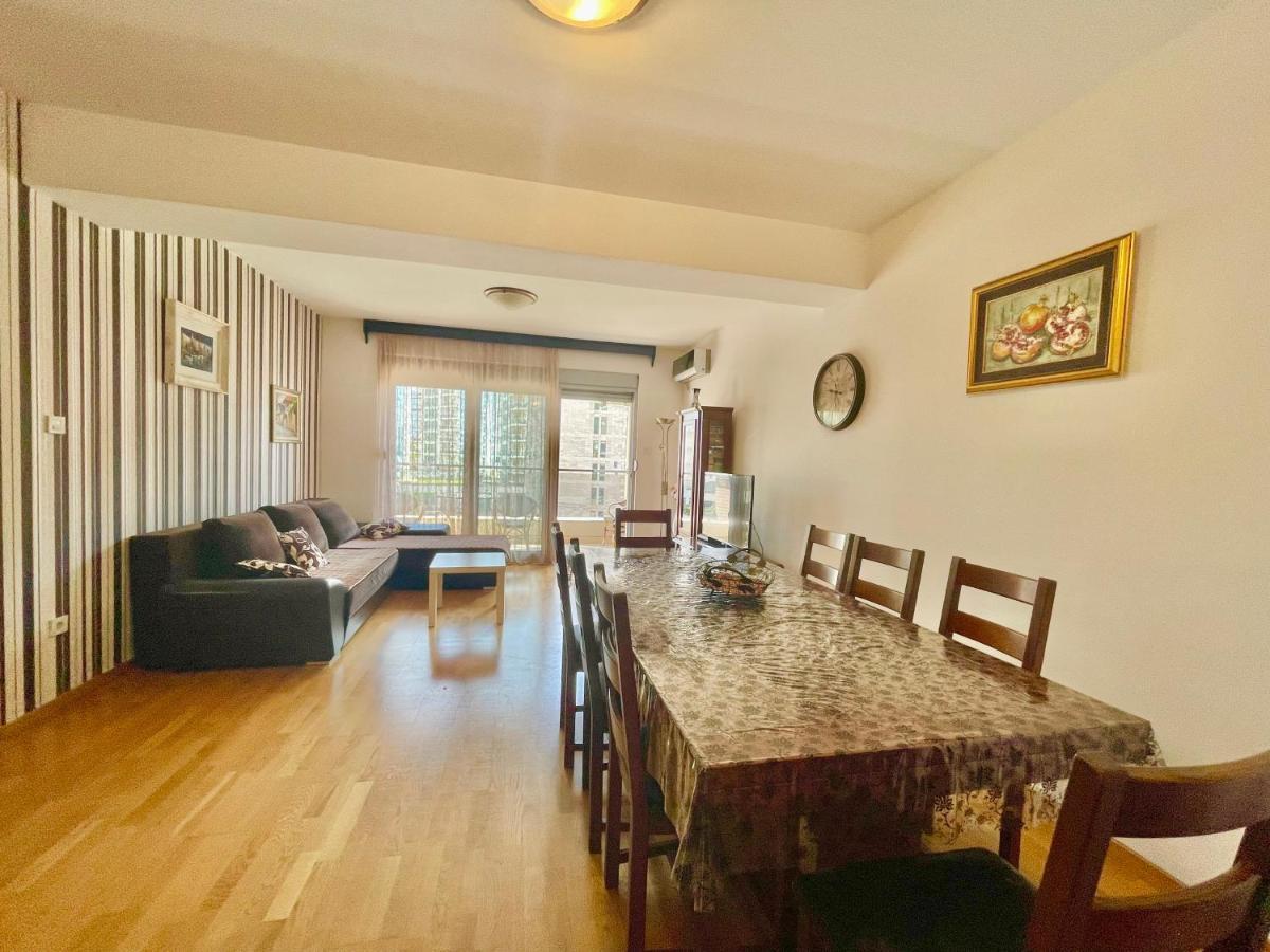 בודווה Comfort Apartments Aleksic מראה חיצוני תמונה