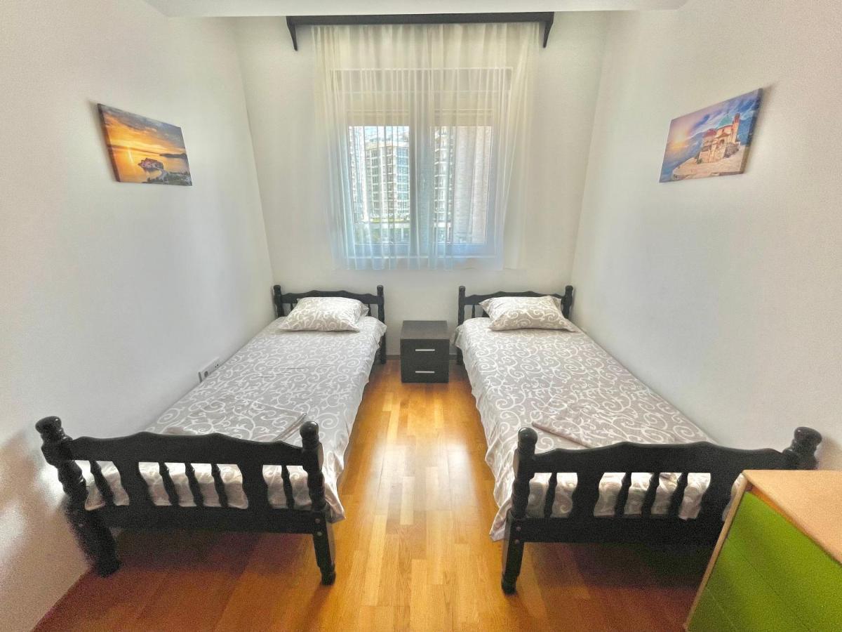 בודווה Comfort Apartments Aleksic מראה חיצוני תמונה