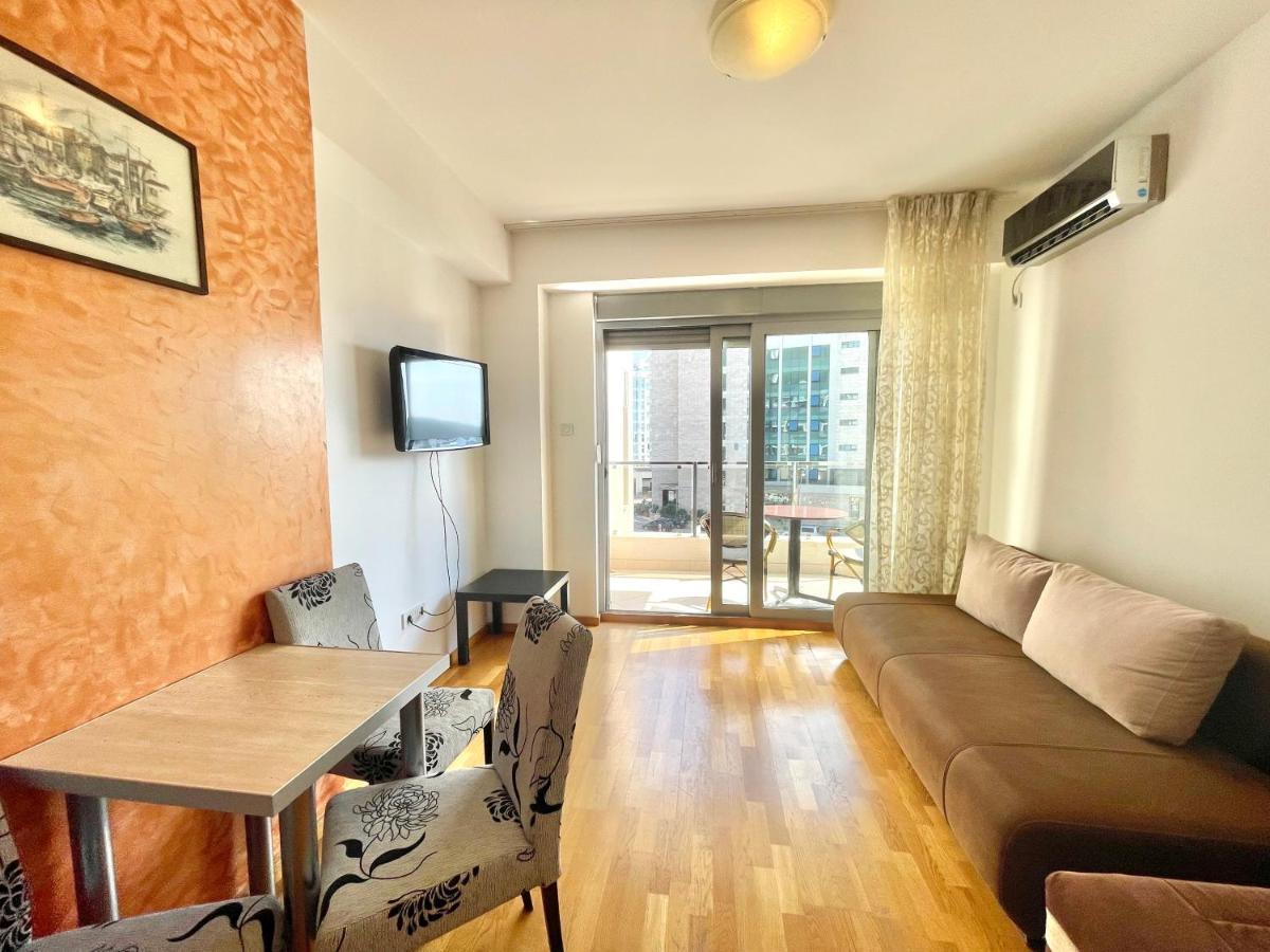 בודווה Comfort Apartments Aleksic מראה חיצוני תמונה
